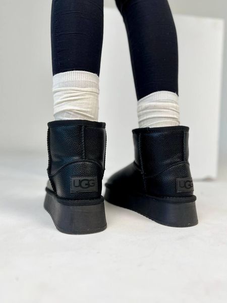 Ugg Classic Mini Platform Black Leather v2 10052-36 фото