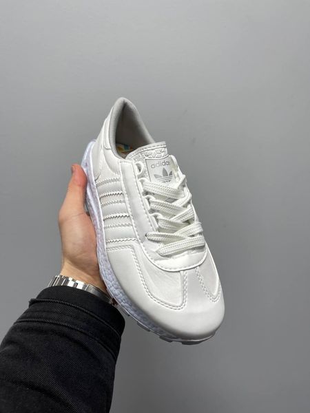 Adidas Retropy White v2 3219-36 фото