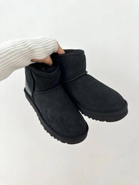 Ugg Classic Mini Black LACQUER 9942-36 фото