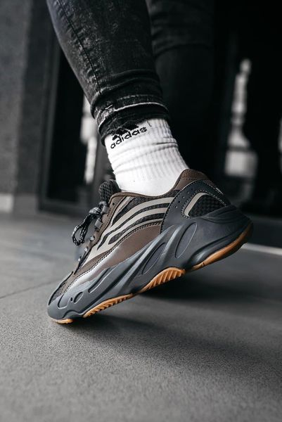 Adidas Yeezy Boost 700 V2 Geode 3172-36 фото