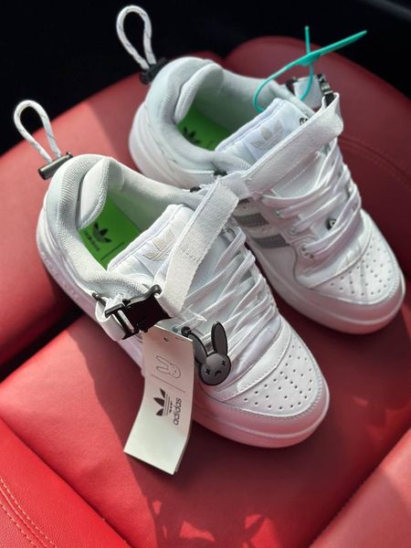 Forum x Bad Bunny White Reflective 3201-36 фото