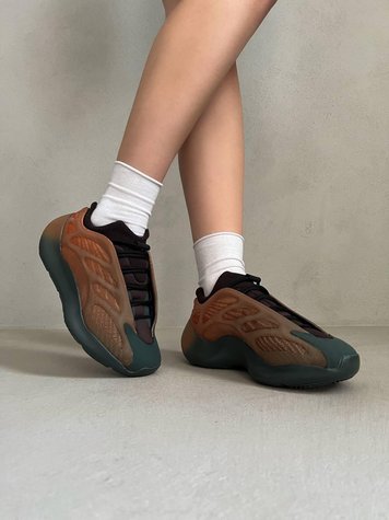 Adidas Yeezy Boost 700 V3 Fade 7035-36 фото