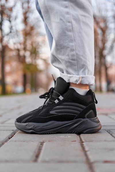 Adidas Yeezy Boost 700 V2 Winter Black 10019-36 фото