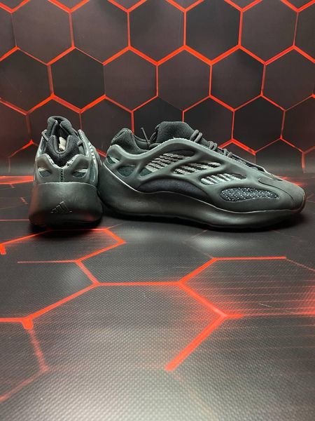 Adidas Yeezy Boost 700 V3 Alvah Black 8644-36 фото