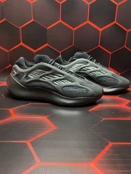 Adidas Yeezy Boost 700 V3 Alvah Black 8644-36 фото