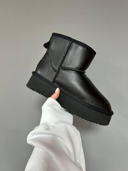 Ugg Classic Mini Platform Black Leather 9691-36 фото