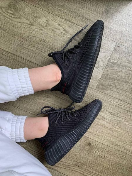 Adidas Yeezt Boost 350 V2 Black (Рефлективні Шнурки) 3084-36 фото